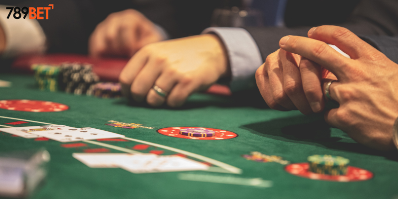 Khám phá sức hấp dẫn của Poker Omaha