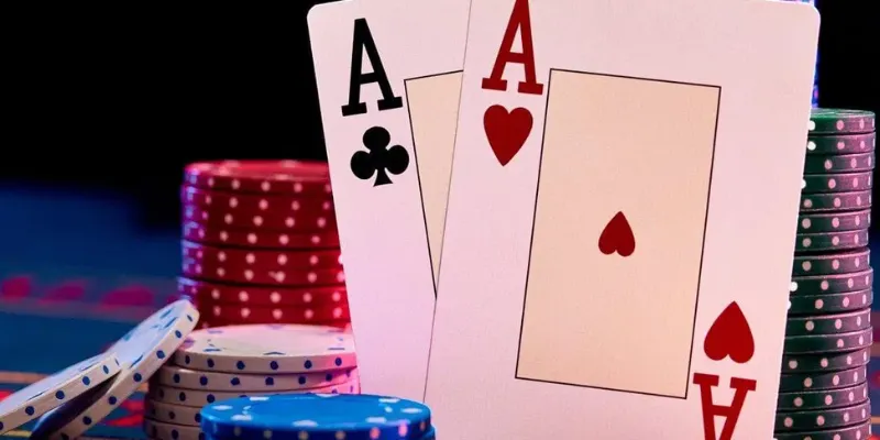 Khám phá những điều cơ bản về Poker
